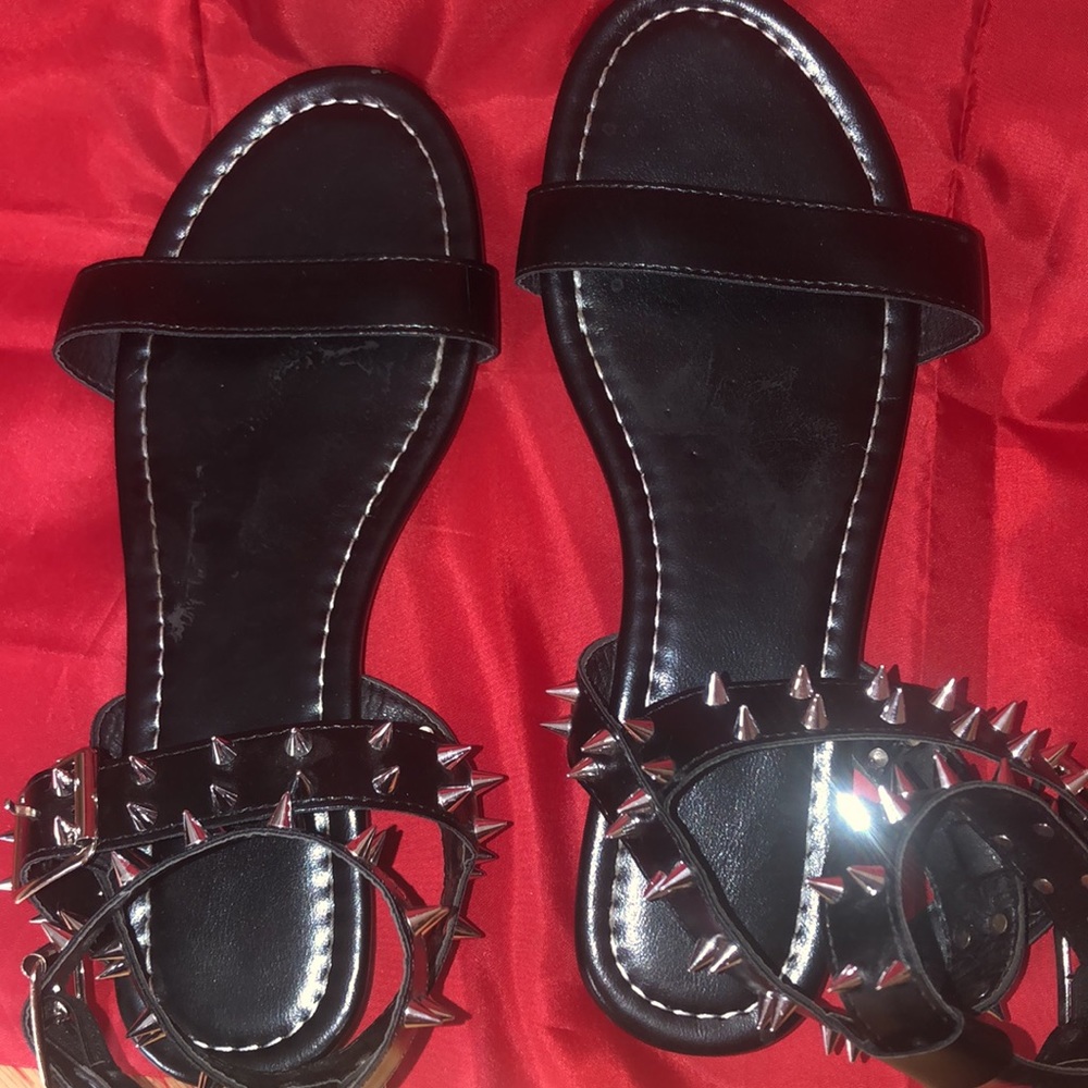 Spiked sandals wrap around new without tags size 7.5 womens goth style black - Picture 5 of 5